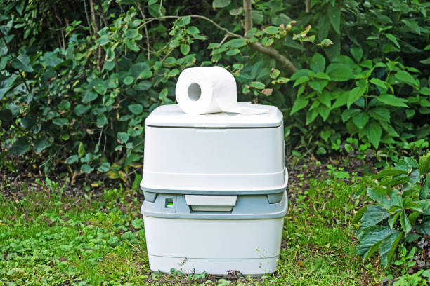 Best Emergency porta potty rental  in Oelwein, IA