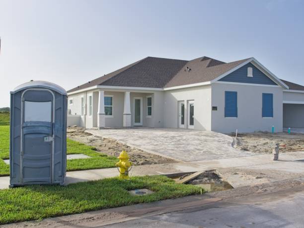 Porta potty delivery and setup in Oelwein, IA